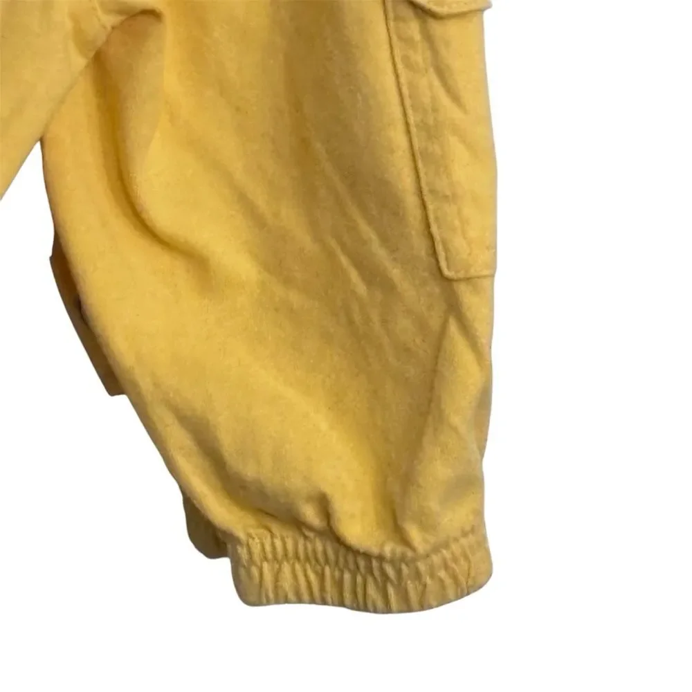Carters excellent yellow